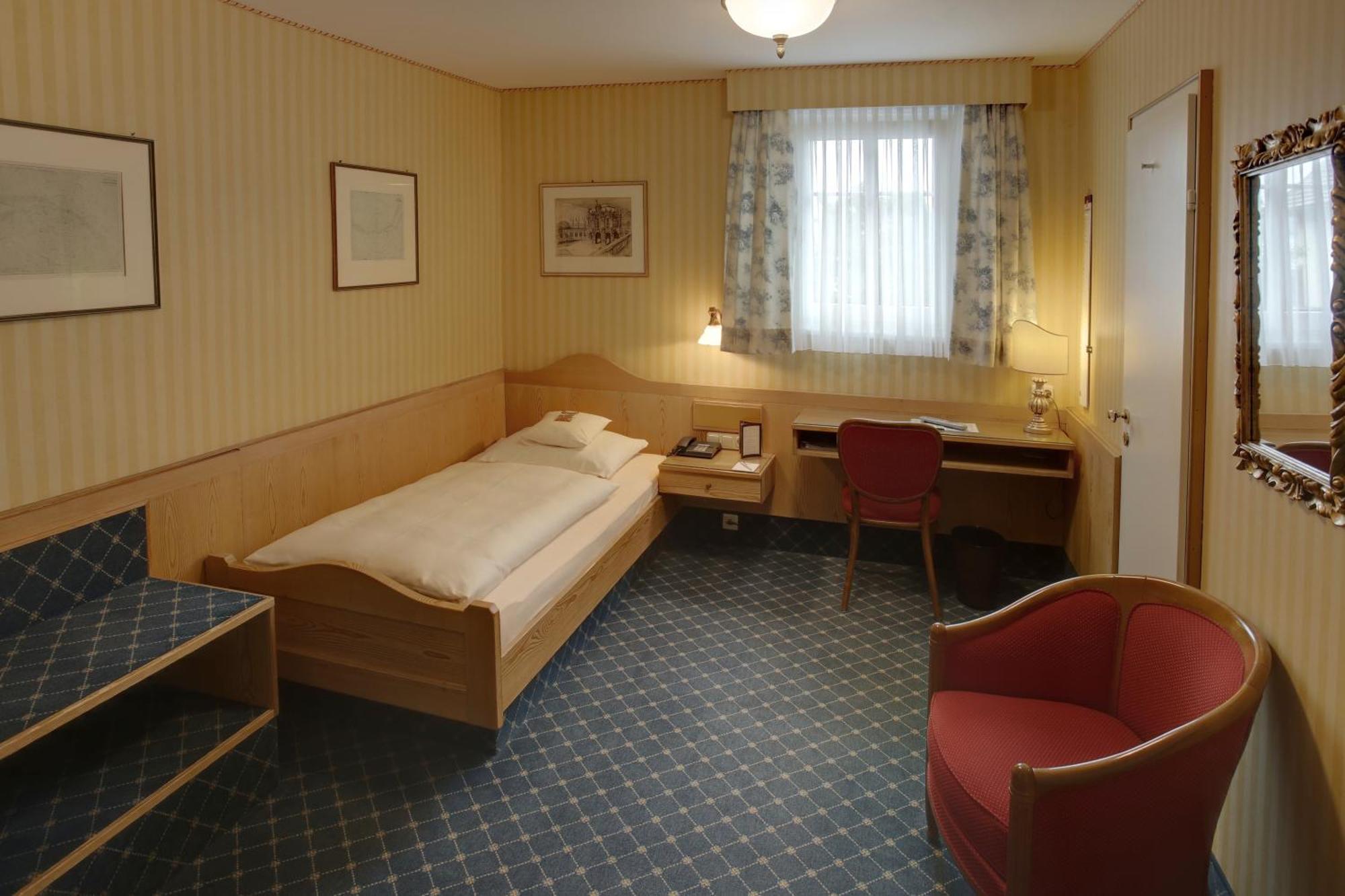 Hotel Brauereigasthof Landwehr-Braeu Reichelshofen Pokoj fotografie
