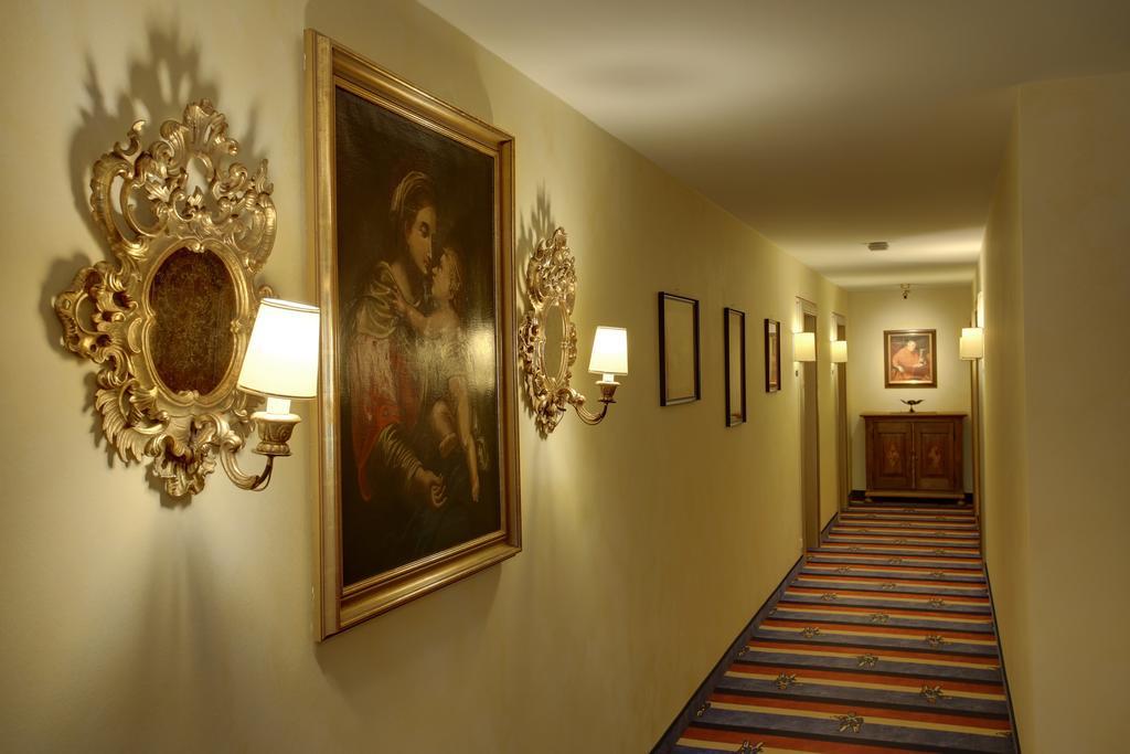 Hotel Brauereigasthof Landwehr-Braeu Reichelshofen Exteriér fotografie
