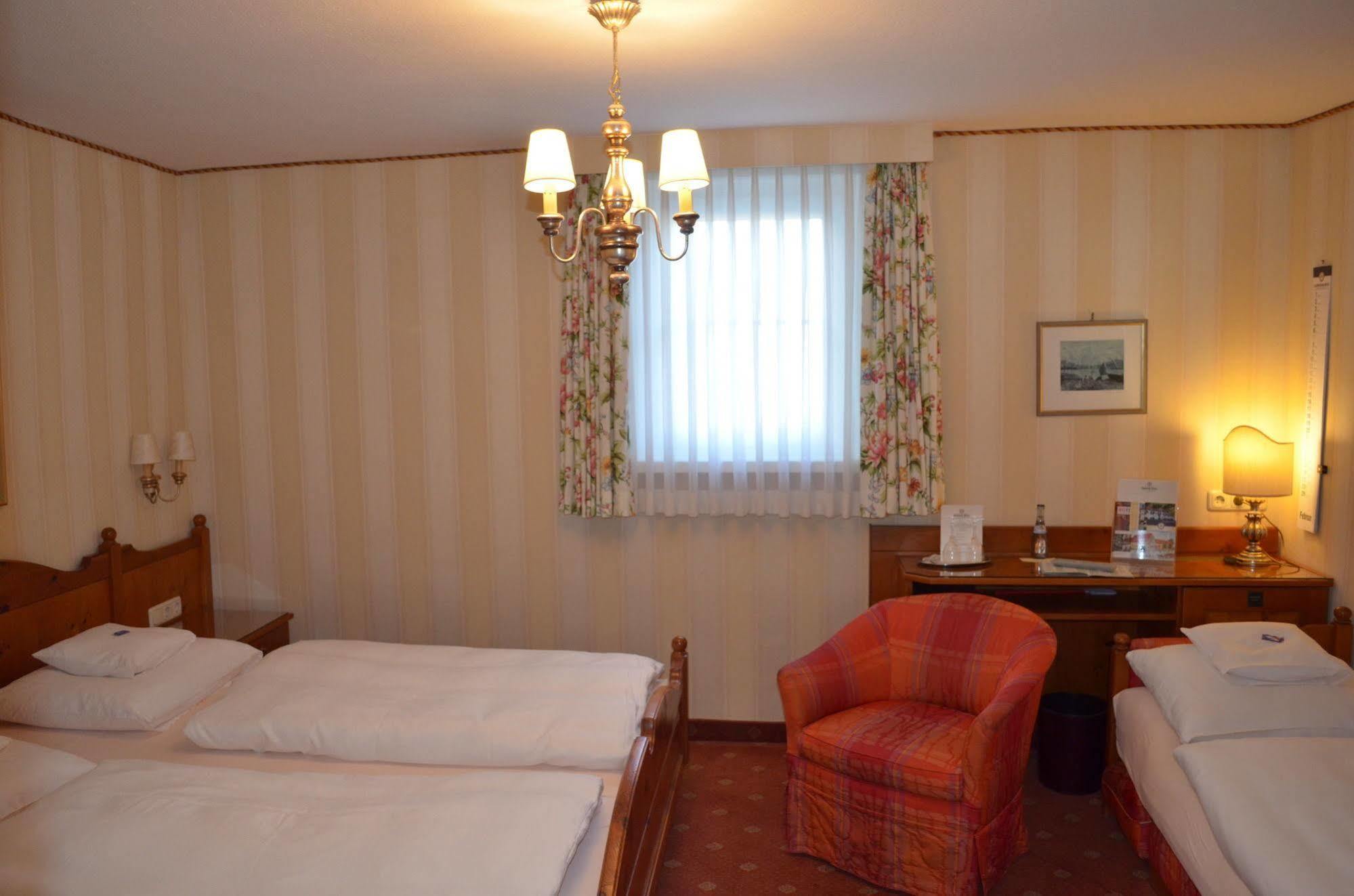 Hotel Brauereigasthof Landwehr-Braeu Reichelshofen Exteriér fotografie